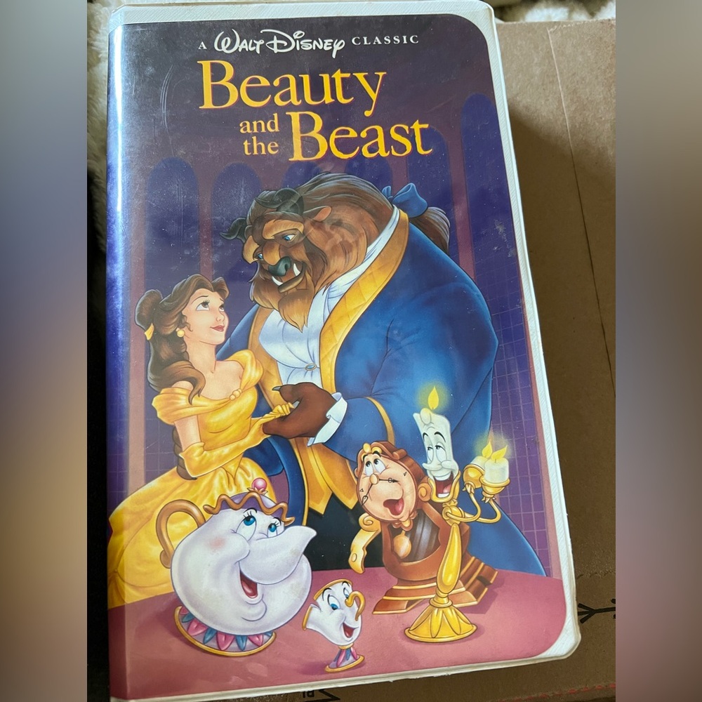 Beauty and the Beast *RARE* black‎ Diamond Christmas Lead 92 VHS